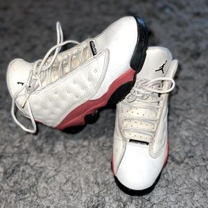 2010 jordan 13 cherry size 2.5 y